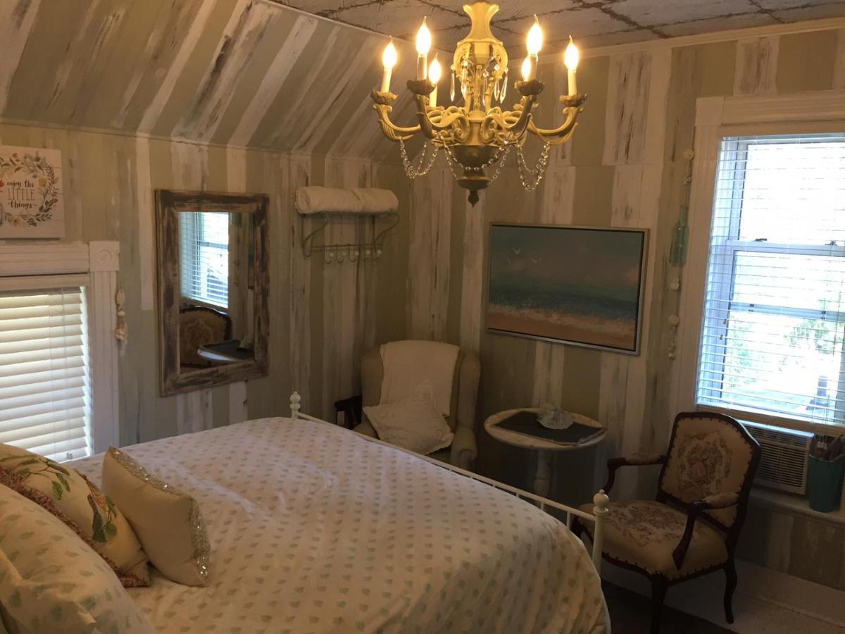 Kingsville House Bed And Breakfast Екстер'єр фото